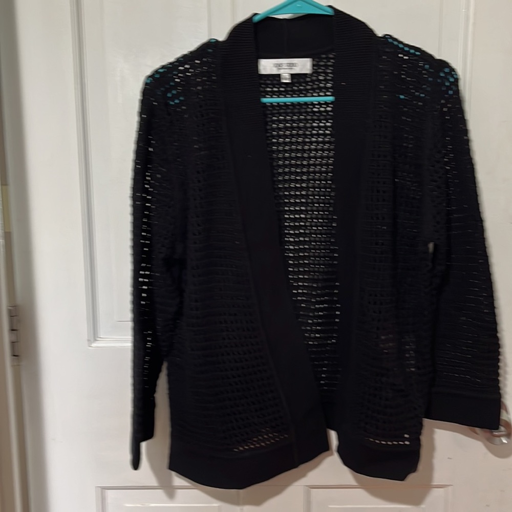 Black sweater, size large. Great condition! By Jones Studio Separates